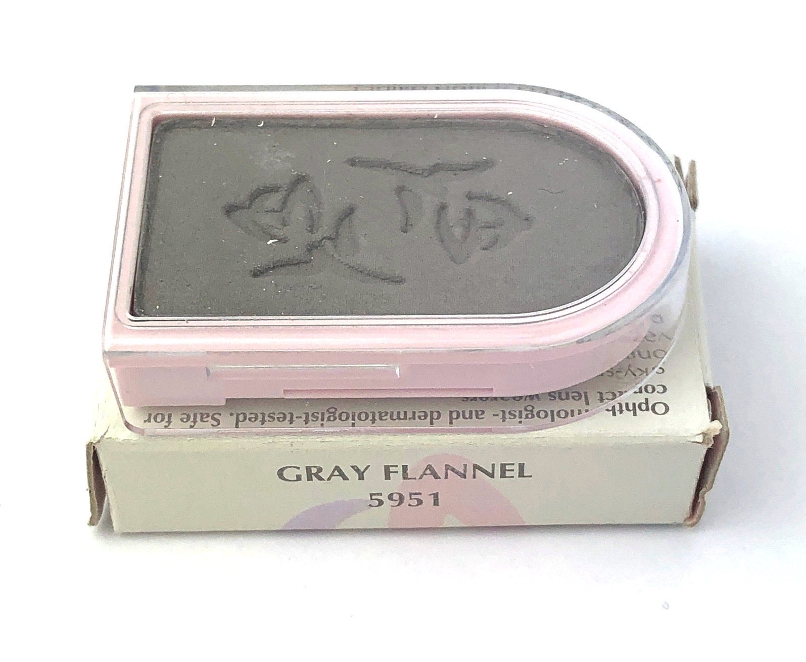 Mary Kay Powder Perfect Eyeshadow (Discontinued)