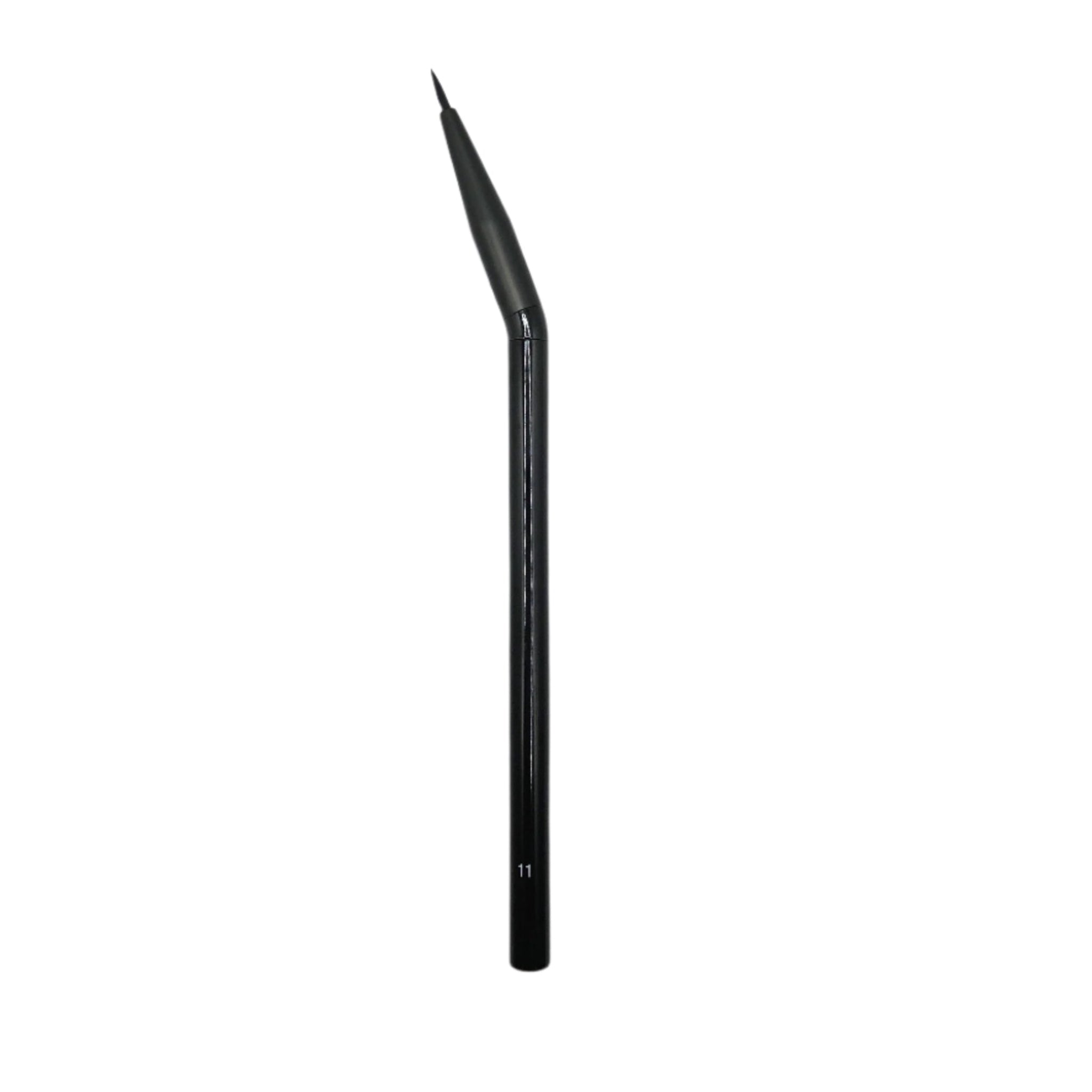 NYX Pro Angled Eyeliner Brush