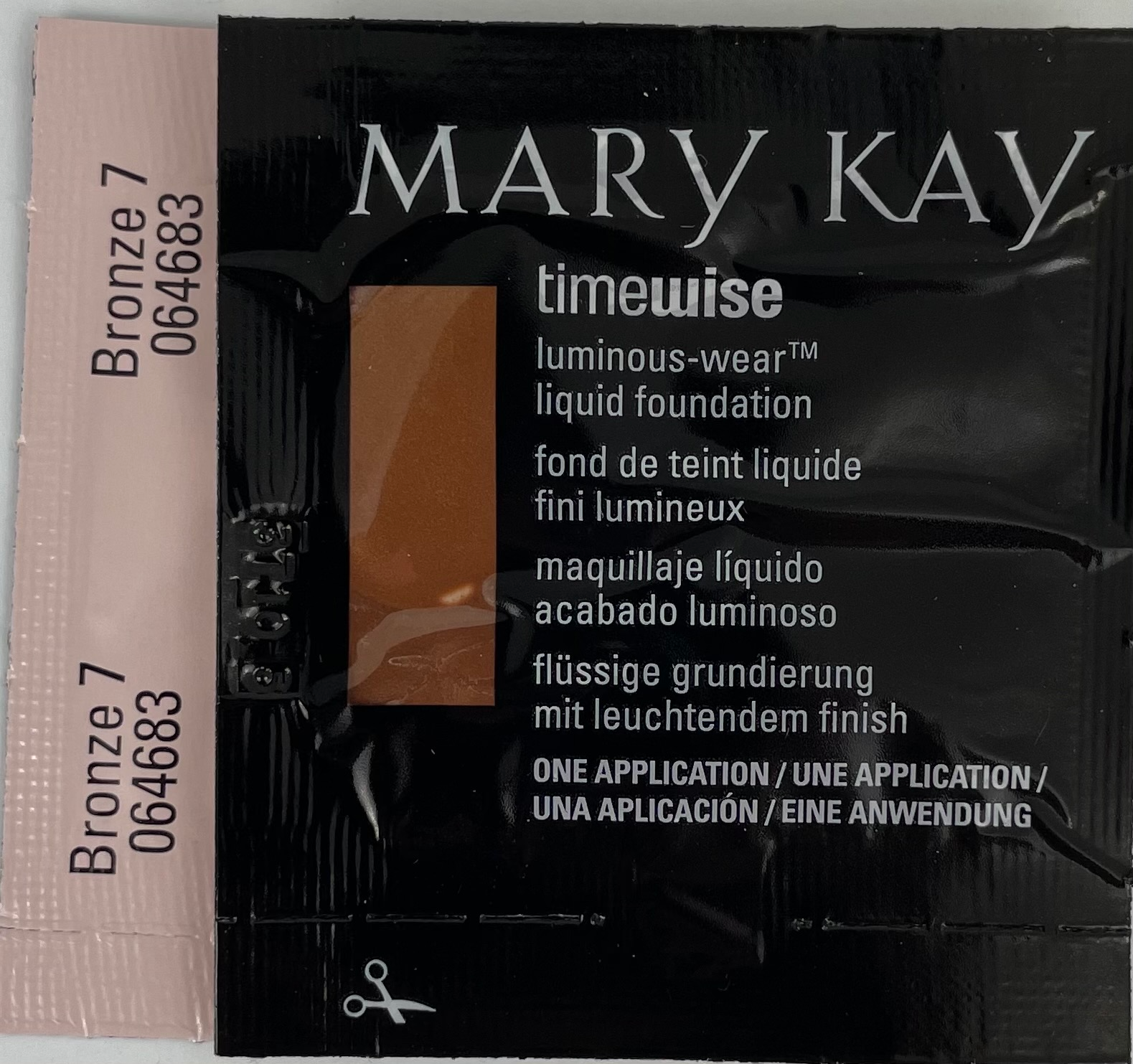 Mary Kay Luminous Timewise Foundation ~ Sample (Discontinued)