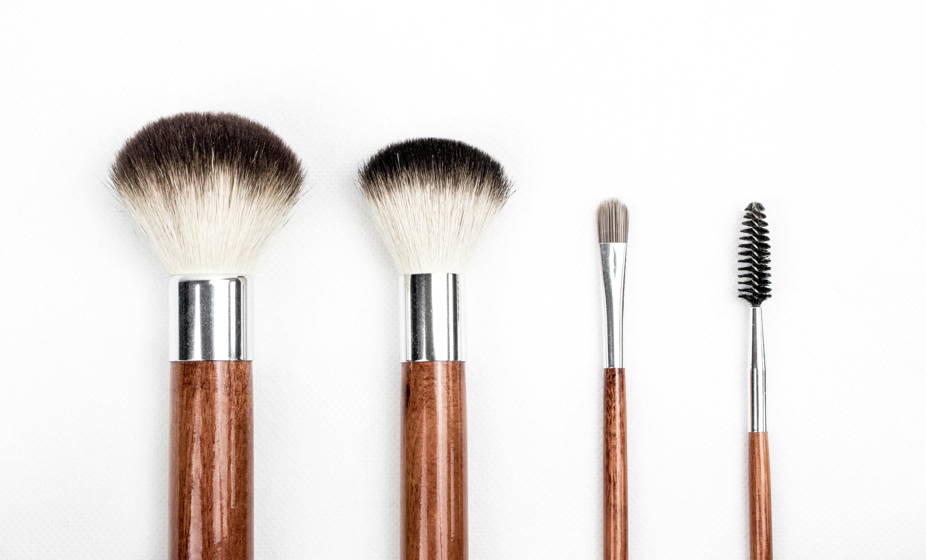 Makeup Brushes & Applicators