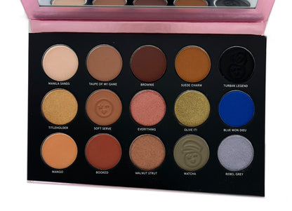 O/S ONE SIZE Visionary Eyeshadow Palette