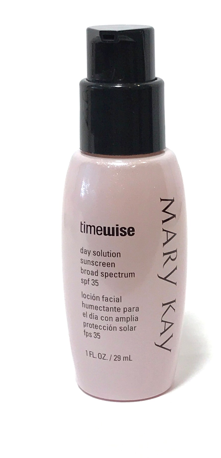 Mary Kay Day Solution broad spectrum SPF 35 (Expired 2019) (Discontinued)